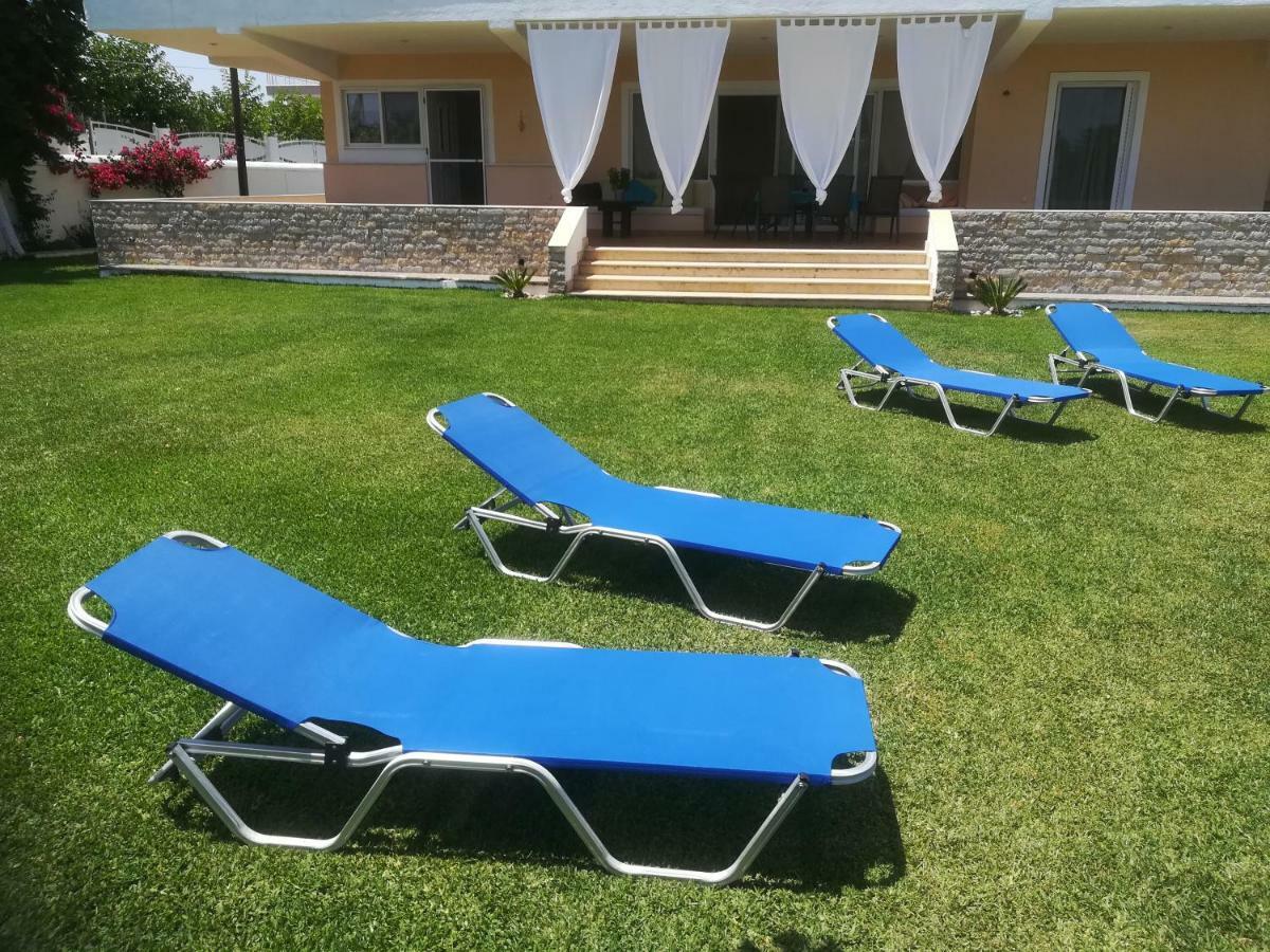 Marathon Beachside Villa 100M From The Beach Schinias Exterior foto